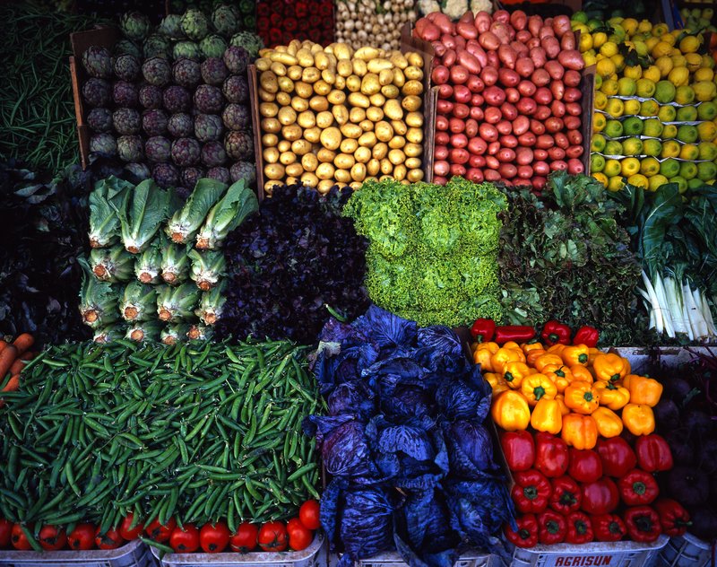 拉巴特Rabat<br>物產豐富的摩洛哥，菜市場擺著很漂亮的疏果。<br/>