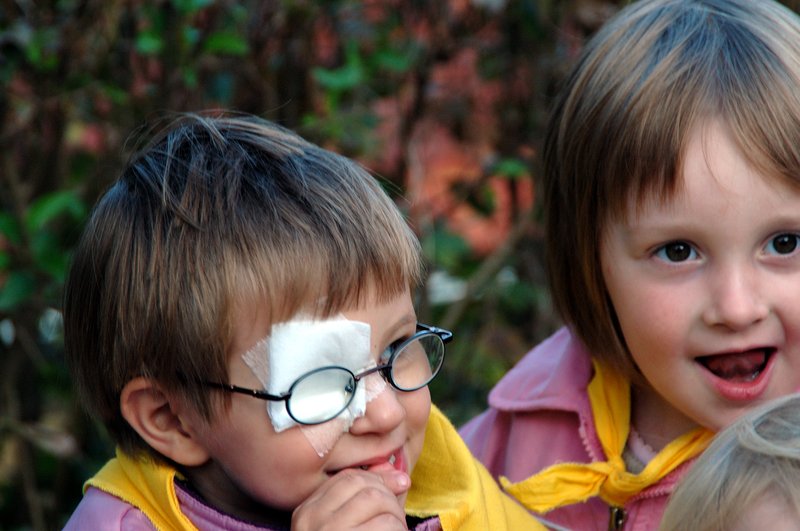 Ptuj 小城<br>當我們要拜訪古堡，一群幼稚園小朋友由老師帶領戶外教學與我們同行，小朋友受傷的臉龐令人憐惜。<br/>