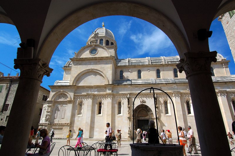 Sibenik<br>St Jacob's Cathedral聖雅各大教堂，於2000年被聯合國教科文組織（UNESCO）定為世界文化遺產，它被建造於15世紀。<br/>