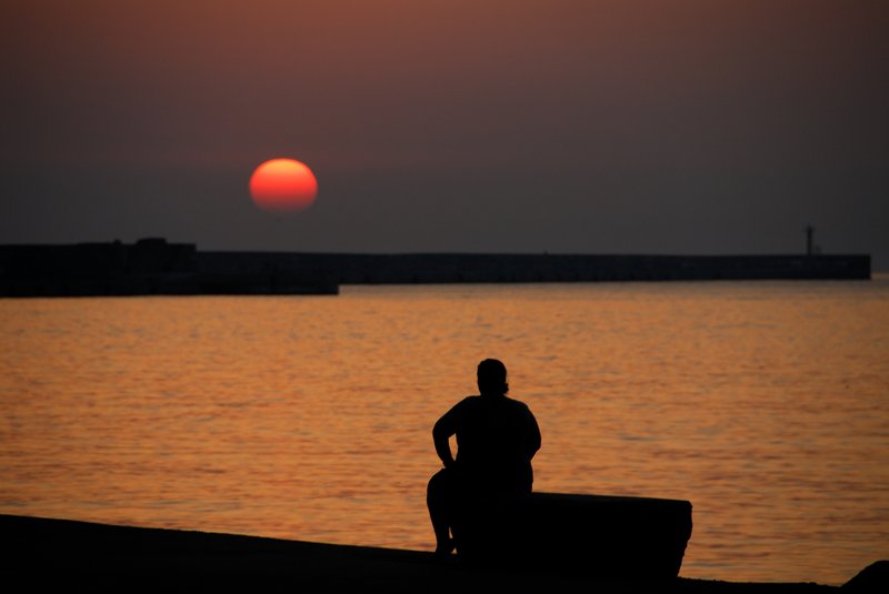 Iraklion 伊拉克里翁<br>攏是為伊，可愛的太陽。<br/>