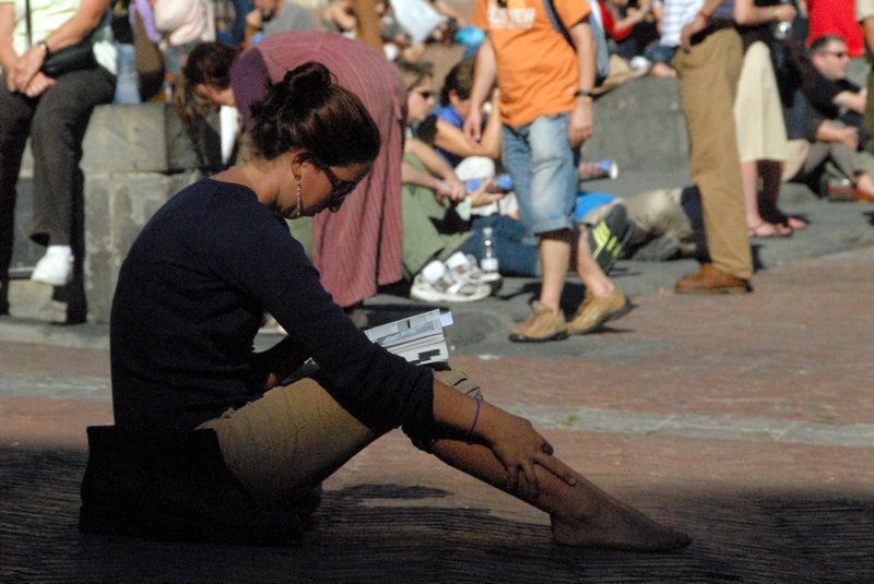 Siena 西恩納<br>聽說是義大利最美的扇形廣場，不論白天晚上，總是擠滿了一堆旅客。<br/>