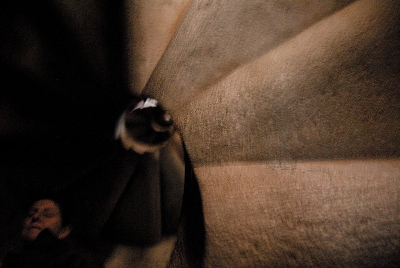 Barcelona 巴塞隆納<br>聖家堂著名的迴旋梯，偶而會出現陌生的鬼魂。<br/>