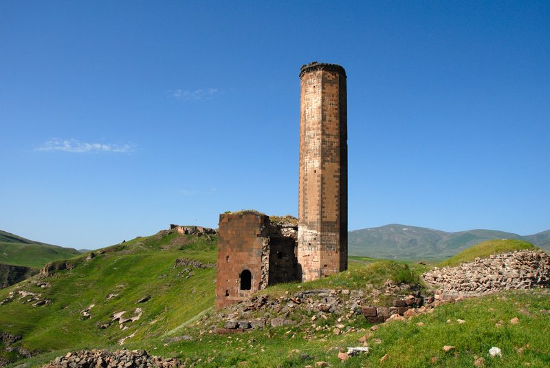 Ani 阿尼古城<br>THE MOSQUE OF MINUCHIHR<br/>