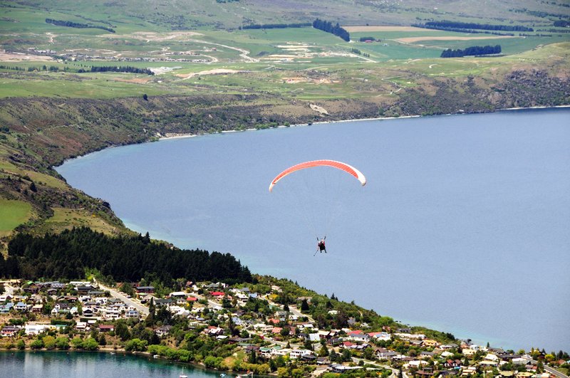 Queenstown皇后鎮<br>滑翔傘滑過天際，滑進我的夢想！<br/>
