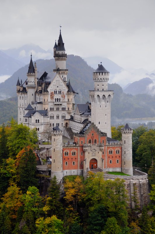 新天鵝堡 Schloss Neuschwanstein<br>運氣很好，新天鵝堡的正面讓我找到了。<br/>
