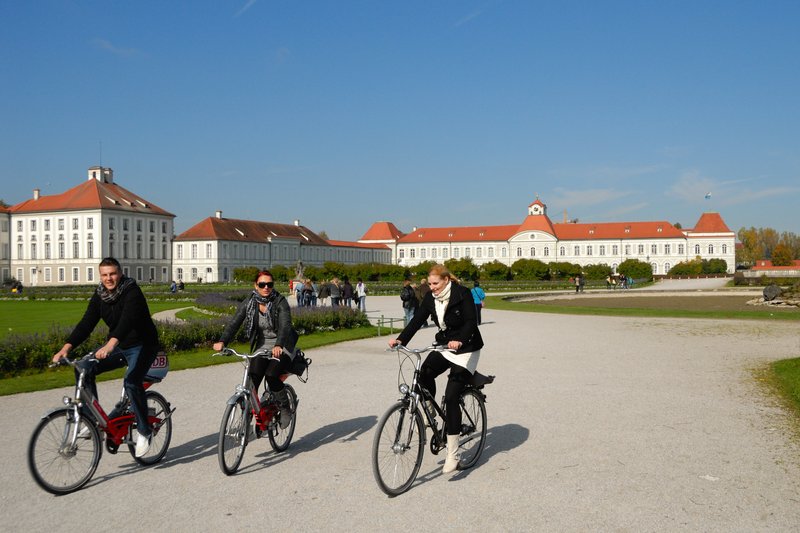 慕尼黑 Munich<br>寧芬堡，真的寧靜又氣氛好。<br/>