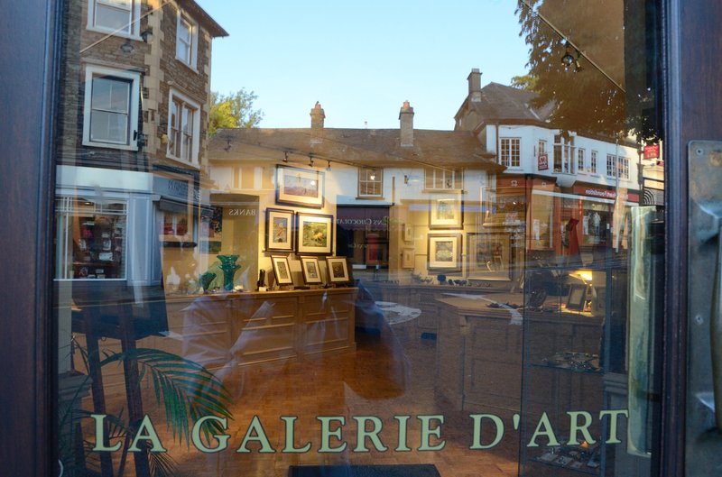 湖區 Windermere<br>透過玻璃窗的反射，恍彿看穿寂寞無奈的我。<br/>