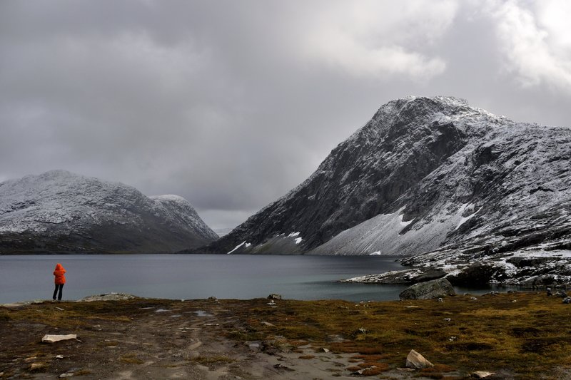 Djupvatnet<br>沒有藍天白雲的風景，有時候也很耐人尋味。<br/>
