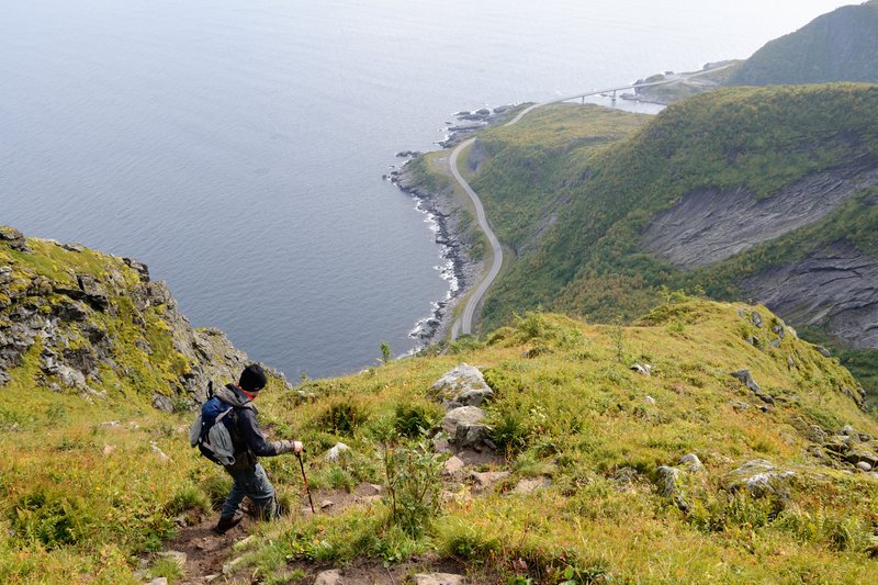 Reinebringen<br>這路真的不好走，又陡又滑還剛下過雨。<br/>