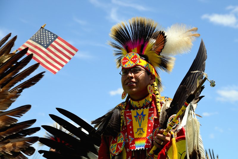 Browning北美印地安節慶<br>這位是美國代表。<br/>