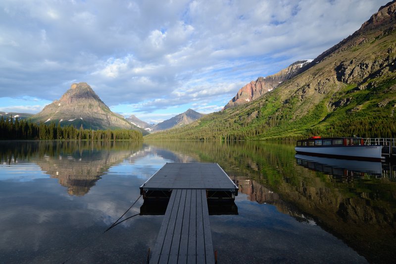 Two Medicine Lake<br>今天沒時間搭船遊湖，等一下要開600公里的路去黃石公園。<br/>