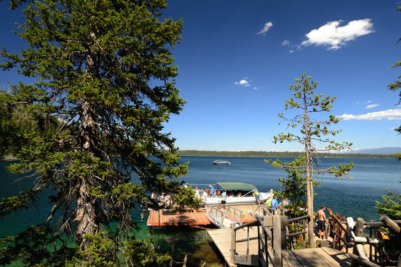 大提頓公園<br>坐船遊湖，欣賞美麗的Jenny湖和湖邊高聳的提頓山脈。<br/>