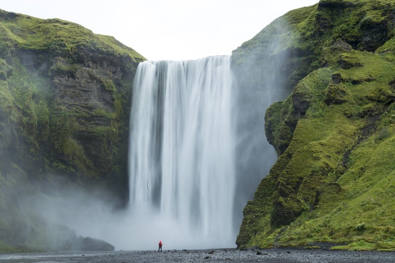 Skogafoss瀑布<br>電影 Secret Life of Walter Mitty 的拍攝景點！