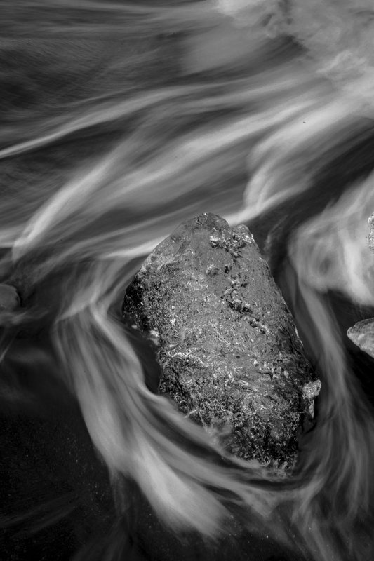 Jokulsarlon Lagoon 冰河湖<br>浮冰在海水努力的沖刷下，變的越來越小。