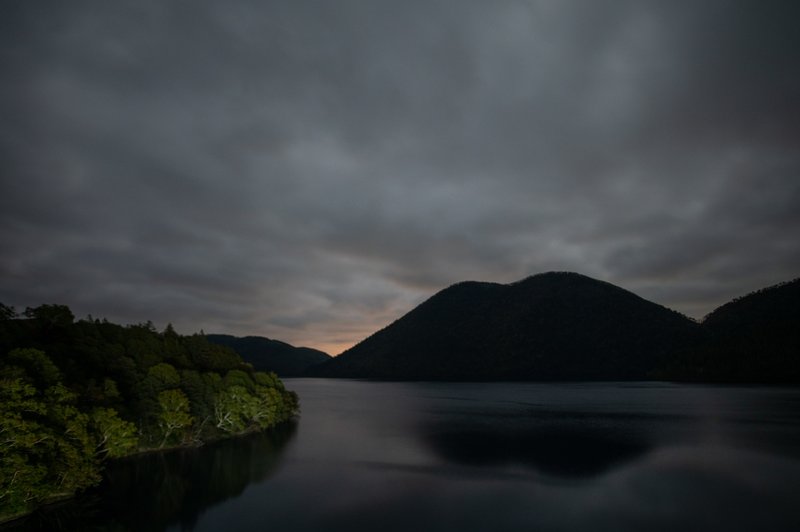 然別湖日出
